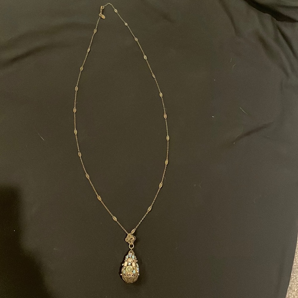 Sorelli long brass necklace